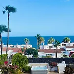 Villa With Sea View And Luxury Heated Pool