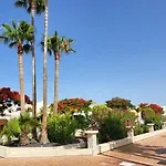 Palms Patio Suites