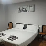 Loft Santa Cruz, Acoran