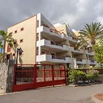 Luma Ocean View Balcony