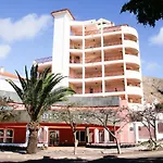 Cozy Ground Floor With Terrace In Los Cristianos