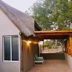 Rocky Hollow Farm Stay Accommodation