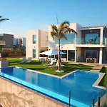 Luxury Villa - Oasis Tucan *****