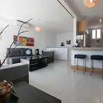 Ocean Front Property With Pool, Bbq & 300Mb Wifi