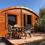 Eco-Wooden Houses Camping Montana Roja