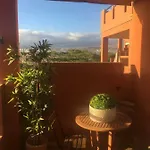 Alquilaencanarias El Medano Sotavento, Great Terrace And Beach