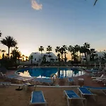 Relax Tropical Las Americas - Tenesol Rentals