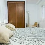 Trendy And Glamour 2 Bedrooms Apartment