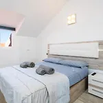 House Golden Mile Tenerife By Holiday World