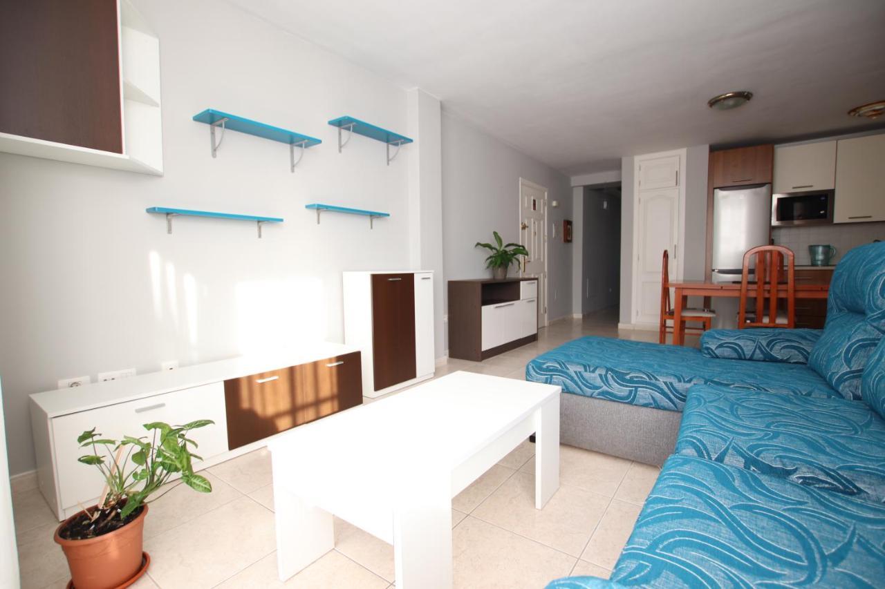 Spacious For Vacation In South Tenerife Apartamento