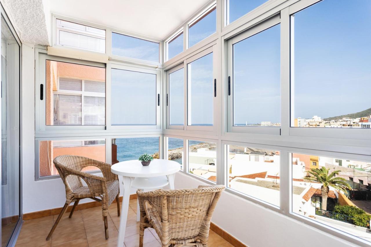 Live Bajamar Luna Balcony&beach View Apartament *