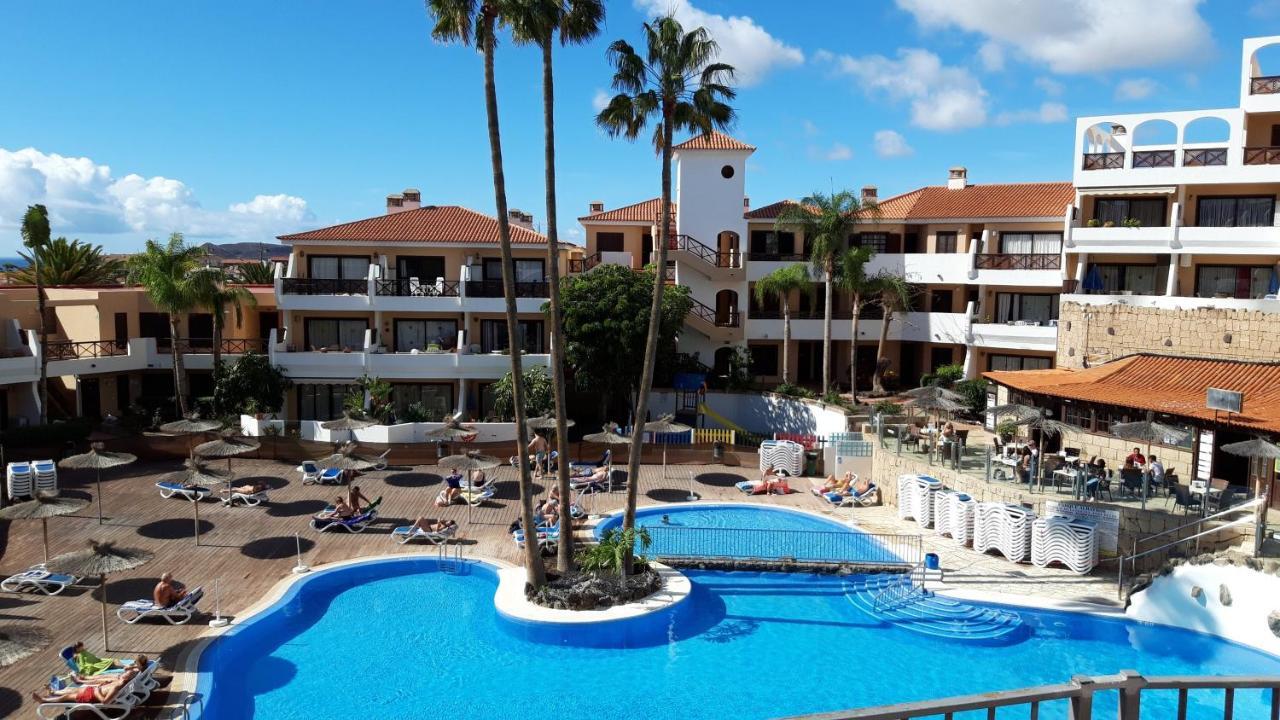 Appartamento With Pool And Gardens Near The Coast *