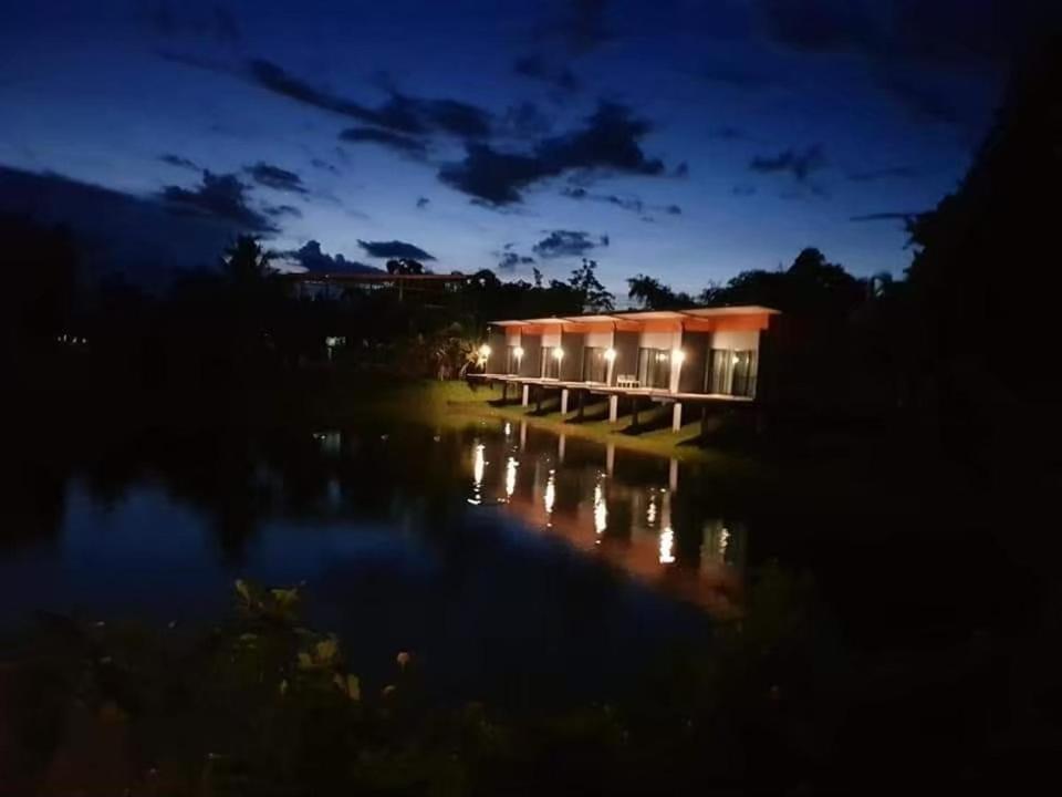 Prázdninový areál Baan Suan San Rak บ้านสวนแสนรัก Buriram