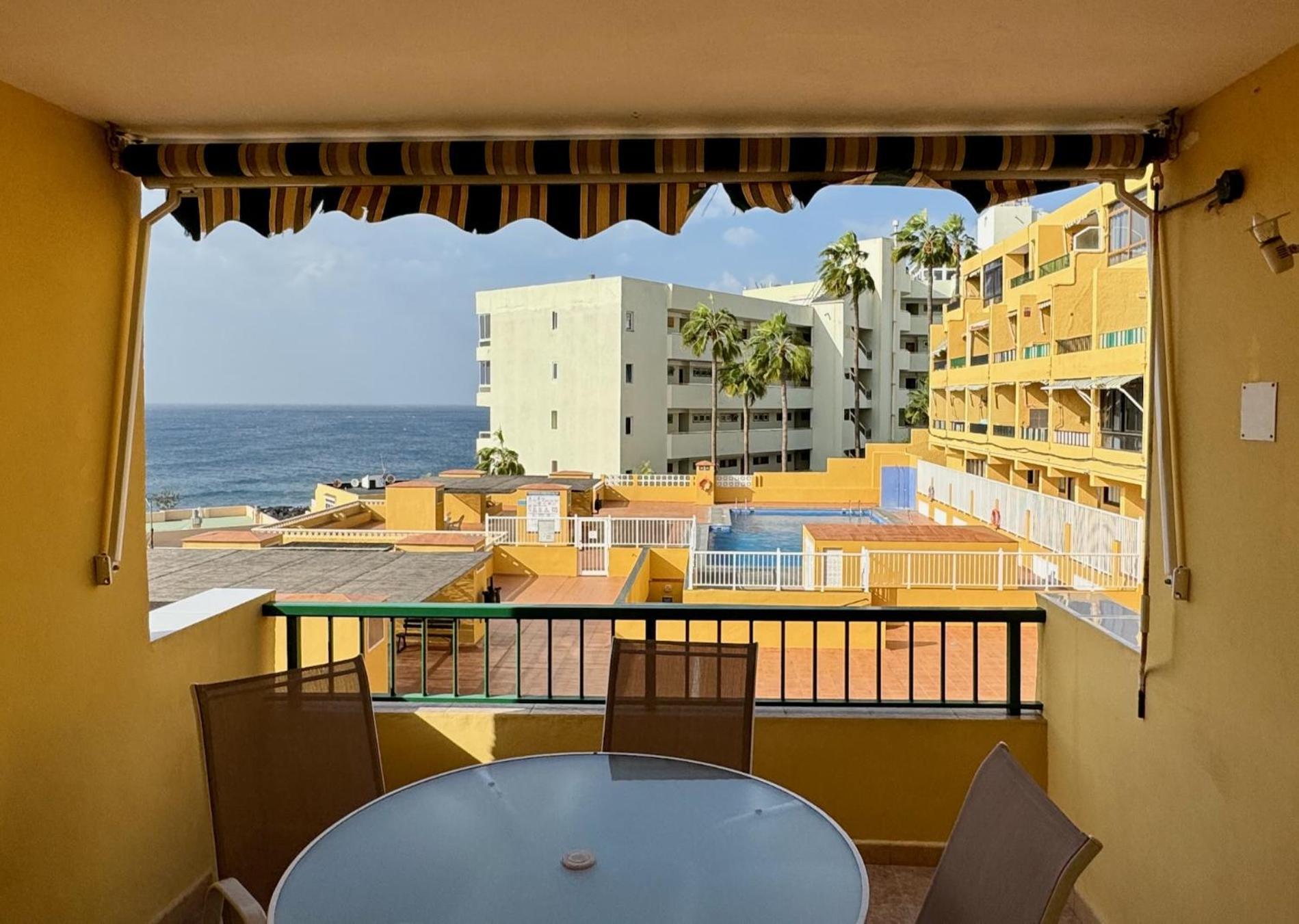 Vista La Gomera - 2 Minutes Walk From The Beach! Apartment