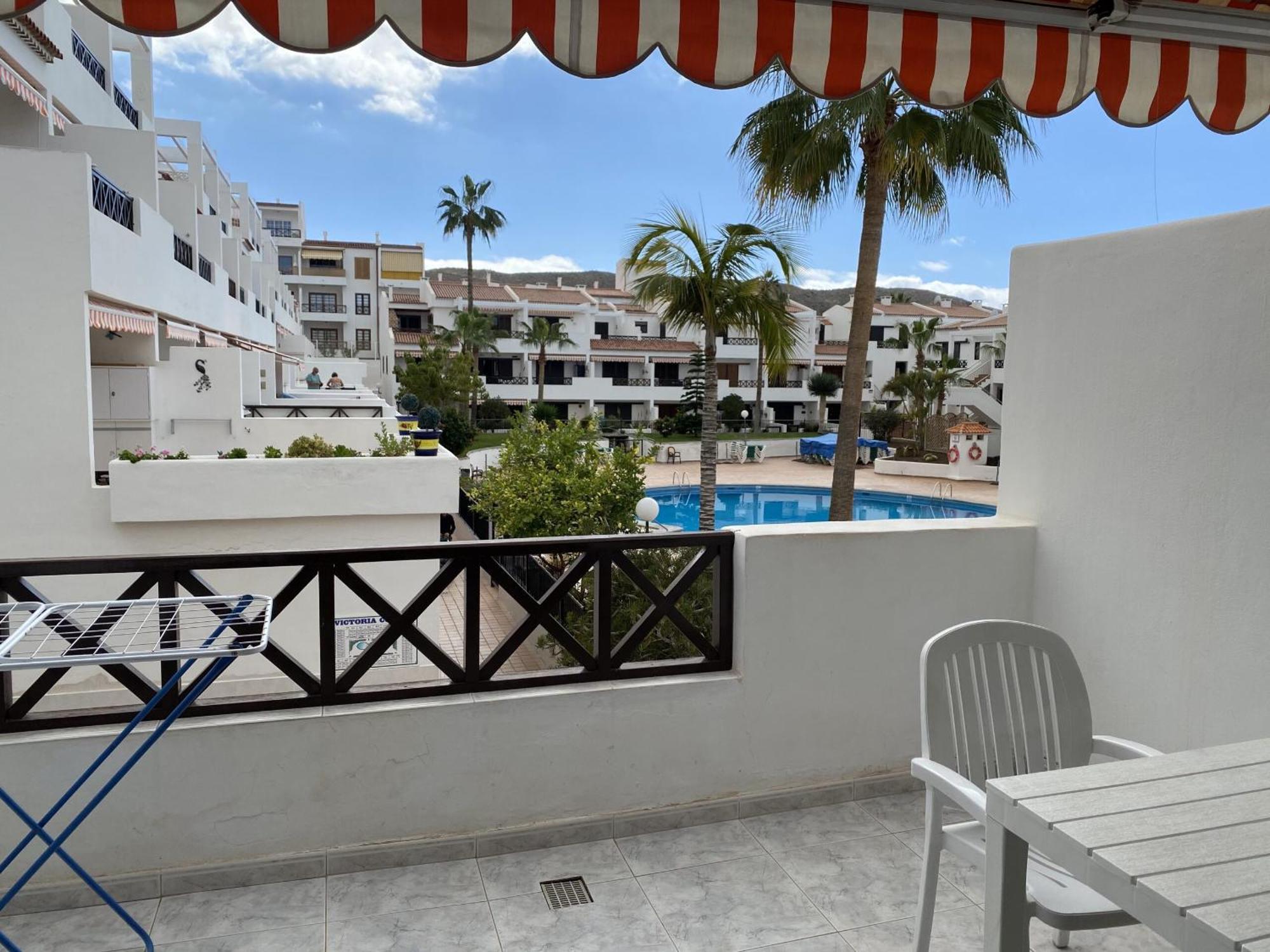 8a2 Victoria Court 1, Cristianos, Tenerife Apartment