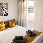 Urbania Suite