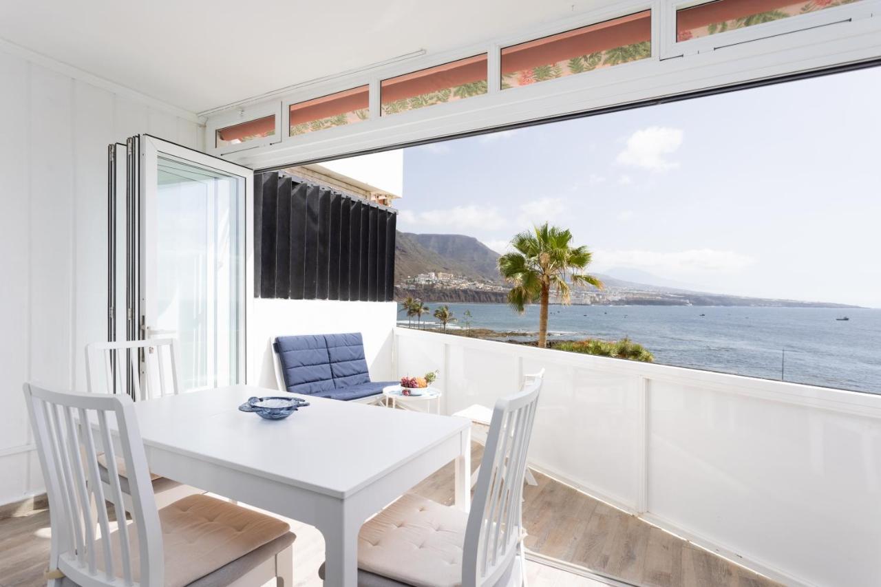 Home2book Seafront Apartament